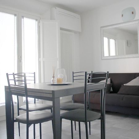 Sky Loft Airport - Modern Apt 1St Floor Διαμέρισμα Μπολόνια Εξωτερικό φωτογραφία